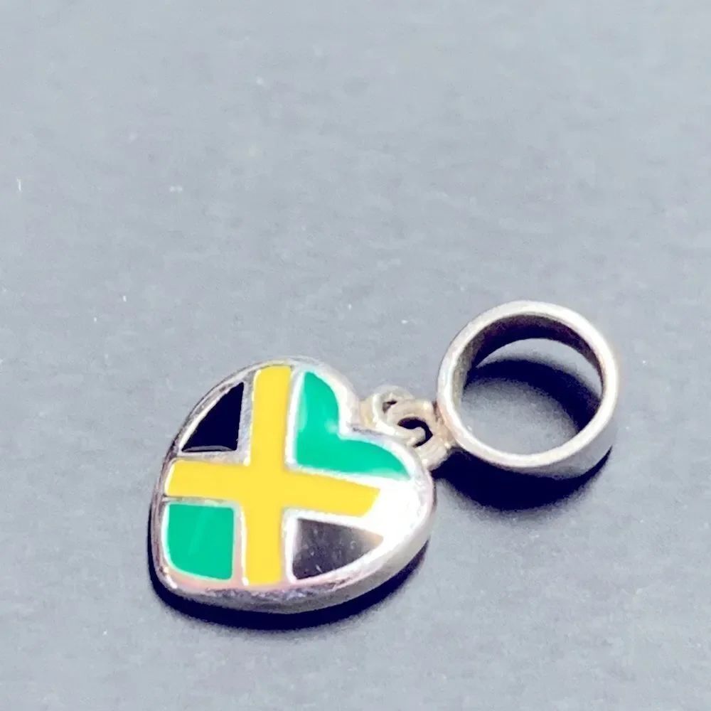 Sterling silver Jamaica heart charm